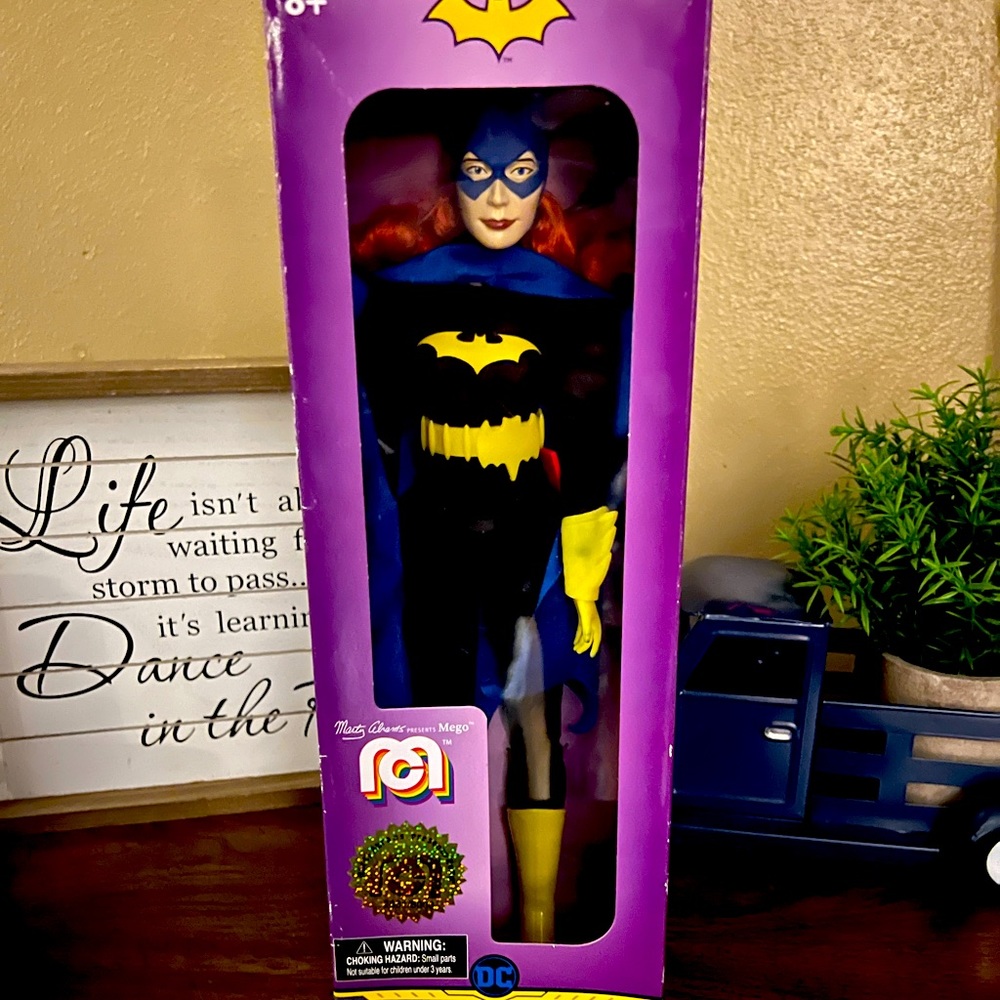 DC 14in Bat Woman